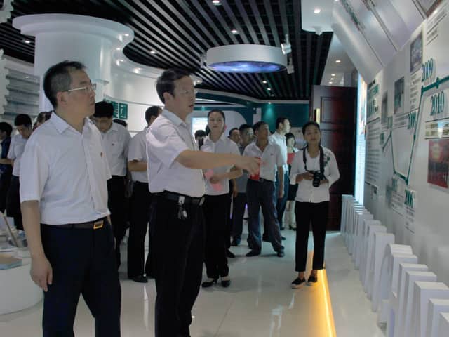 梁山縣委常委、組織部部長(zhǎng)王建一行蒞臨天意機(jī)械調(diào)研
